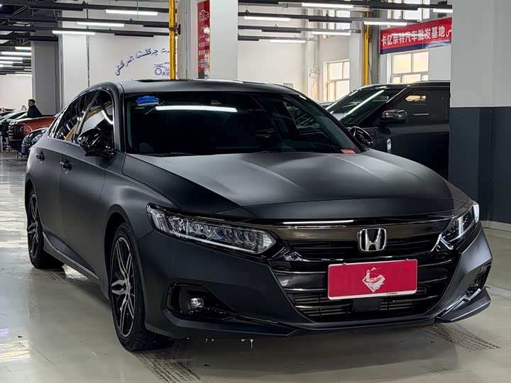 Фото 3 - Honda Accord