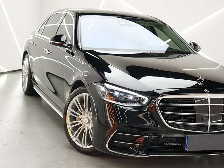 Фото 3 - Mercedes-Benz S-Class