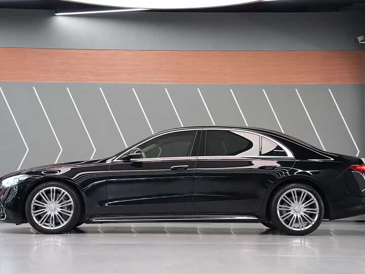 Фото 6 - Mercedes-Benz S-Class