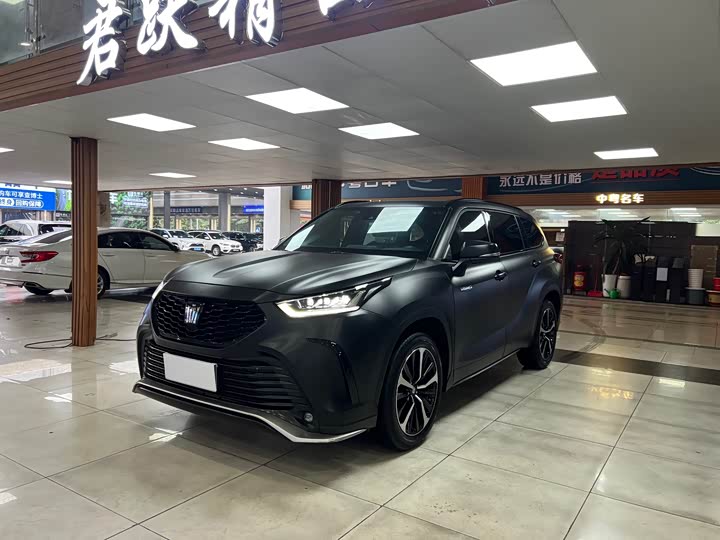 Фото 1 - Toyota Crown Kluger