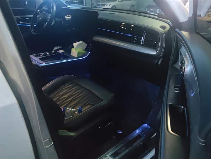 Фото 8 - GAC Trumpchi GS8