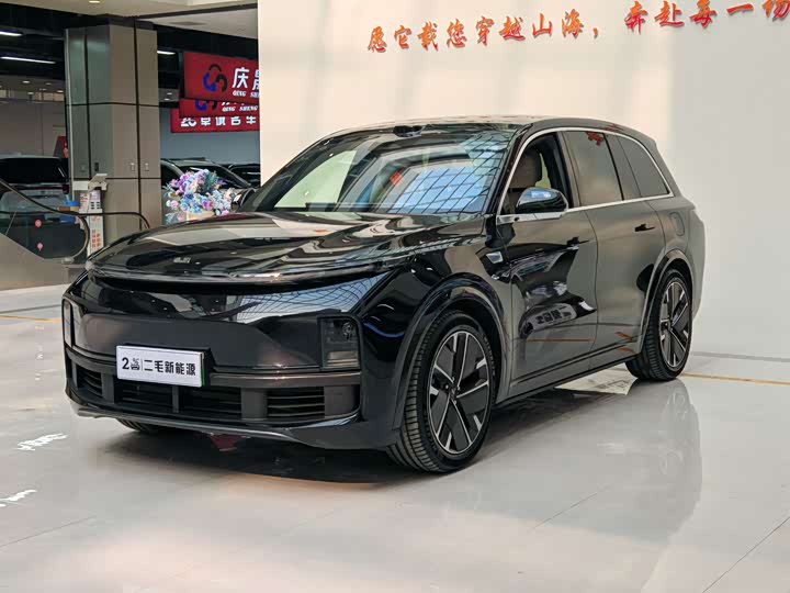 Фото 1 - LiXiang L8