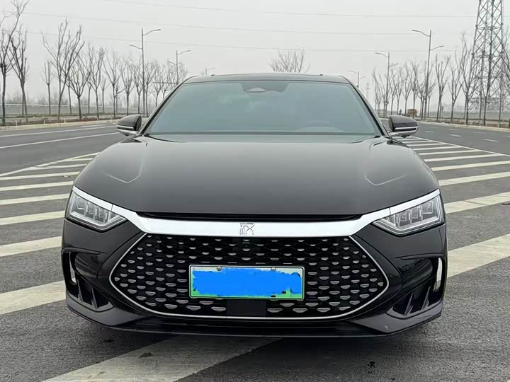 Фото 2 - BYD Han