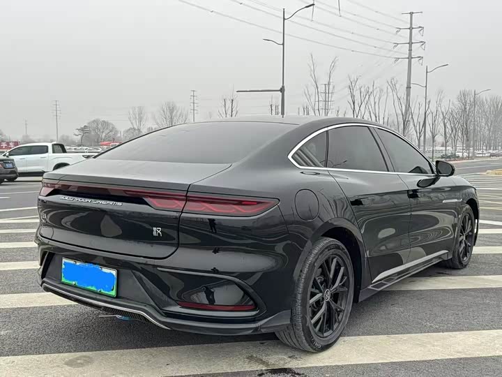 Фото 7 - BYD Han