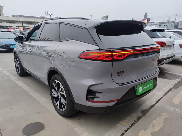 Фото 5 - BYD Tang Hybrid/EV