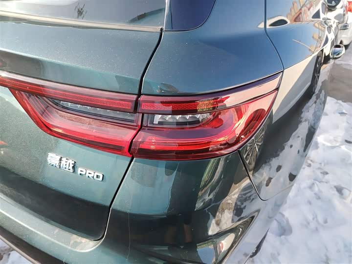 Фото 8 - Geely Okavango Pro