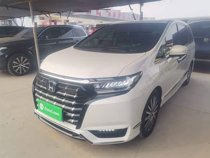 Фото 1 - Honda Elysion