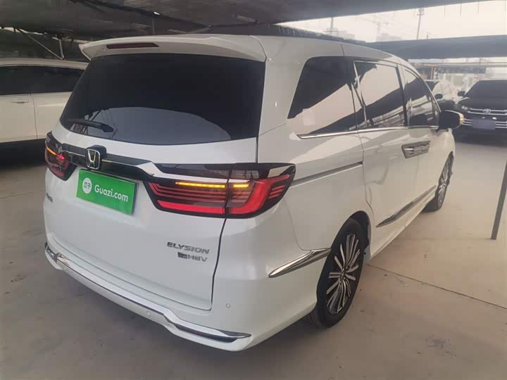 Фото 7 - Honda Elysion