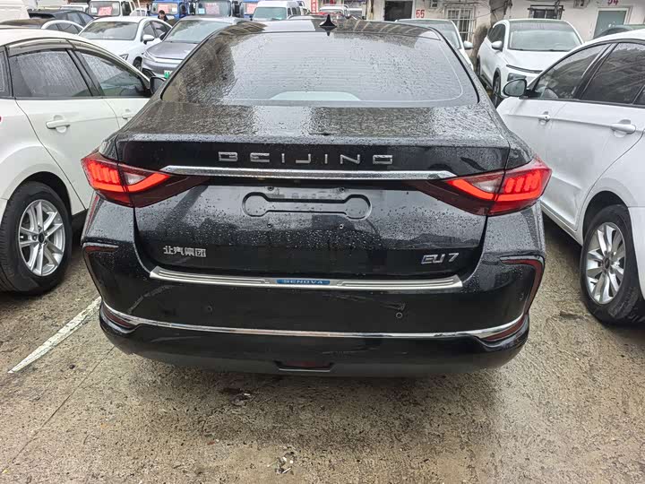 Фото 5 - Beijing EU7