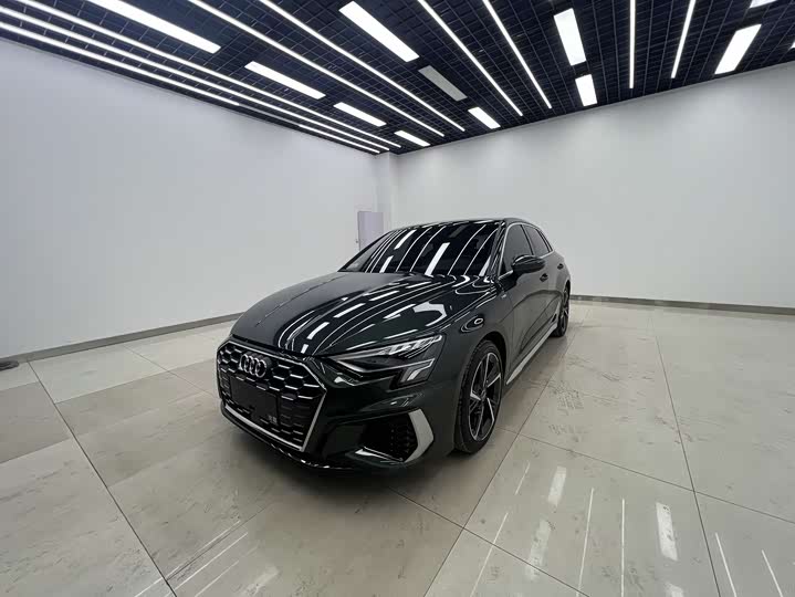 Фото 1 - Audi A3