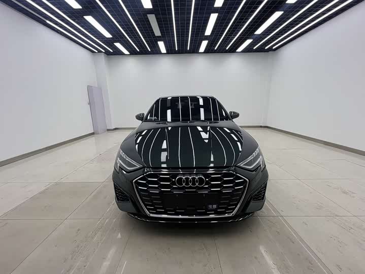 Фото 2 - Audi A3