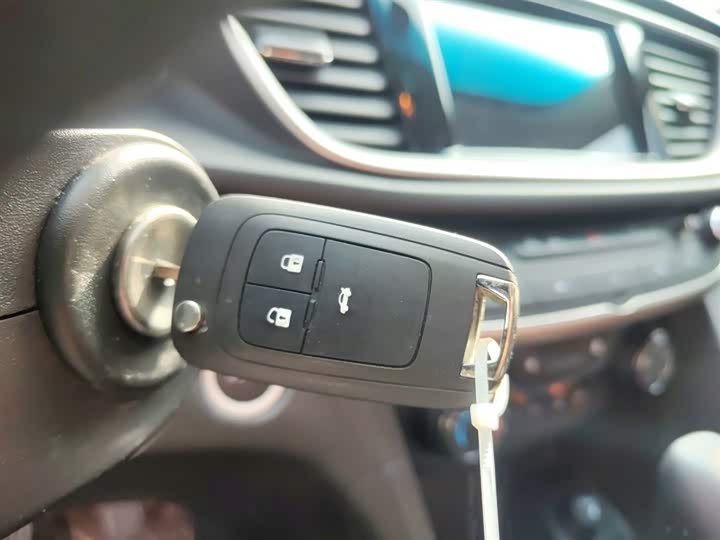 Фото 9 - Buick Excelle GT