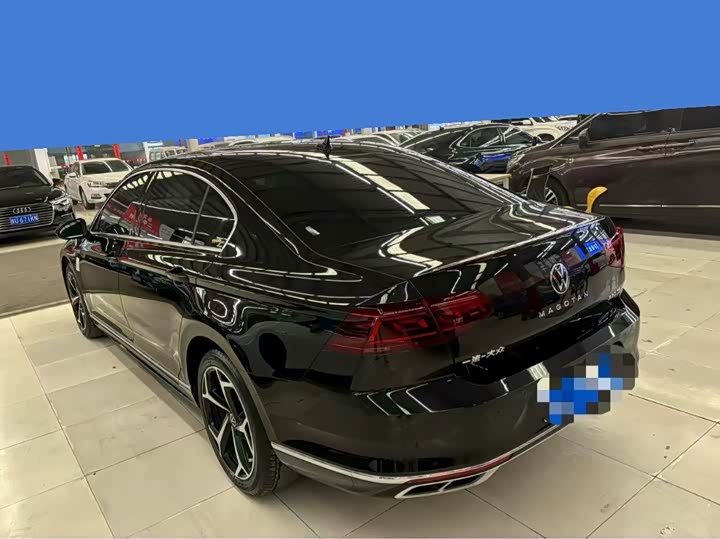 Фото 8 - Volkswagen Magotan