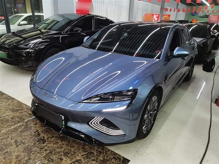 Фото 2 - BYD Seal