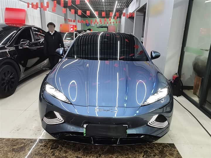 Фото 3 - BYD Seal