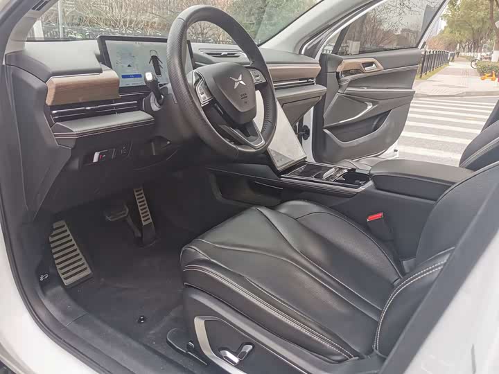 Фото 8 - XPeng P5