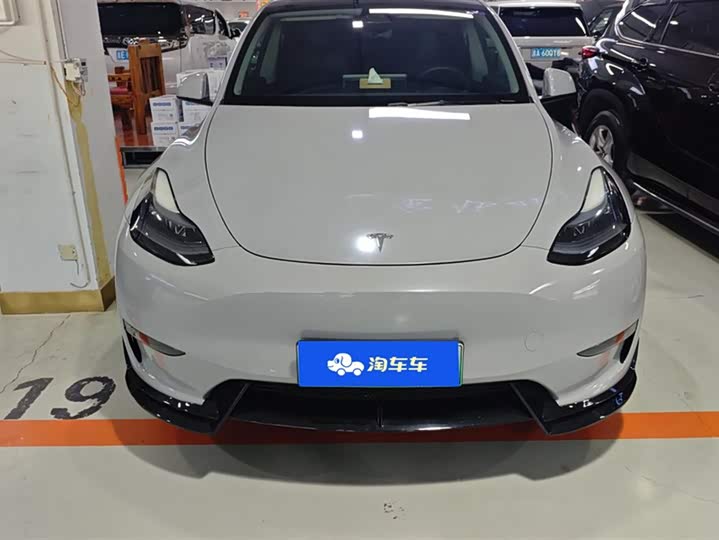 Фото 2 - Tesla Model Y