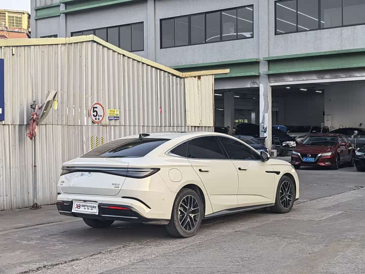 Фото 6 - BYD Seal 07 DM-i Hybrid