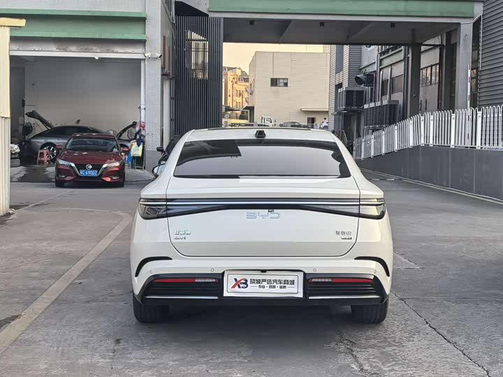 Фото 8 - BYD Seal 07 DM-i Hybrid