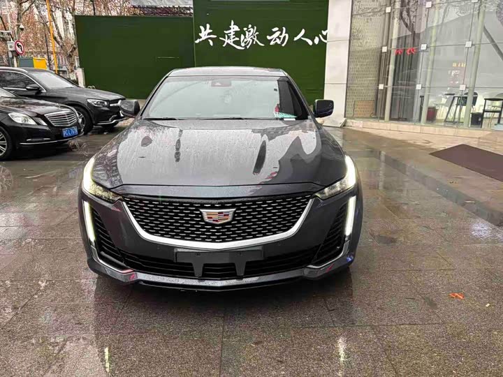 Фото 2 - Cadillac CT5