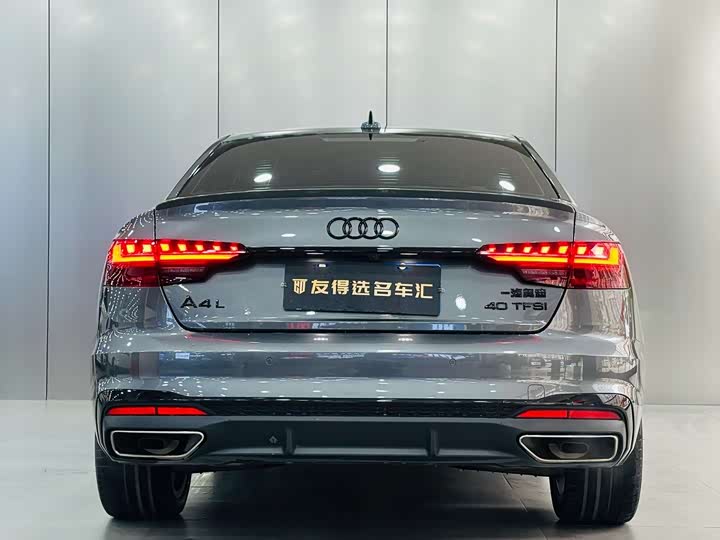 Фото 9 - Audi A4L