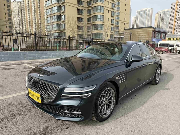 Фото 1 - Genesis G80