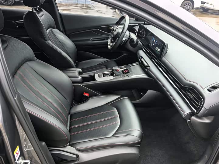 Фото 3 - GAC Trumpchi Empow R