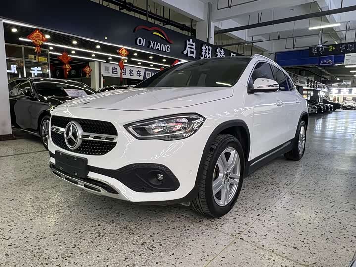 Фото 1 - Mercedes-Benz GLA-Class