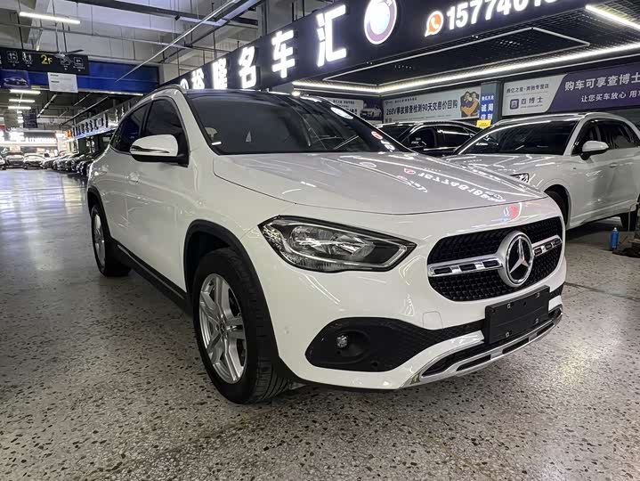 Фото 3 - Mercedes-Benz GLA-Class