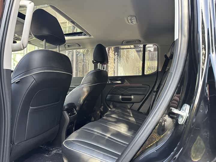 Фото 5 - Tank 300