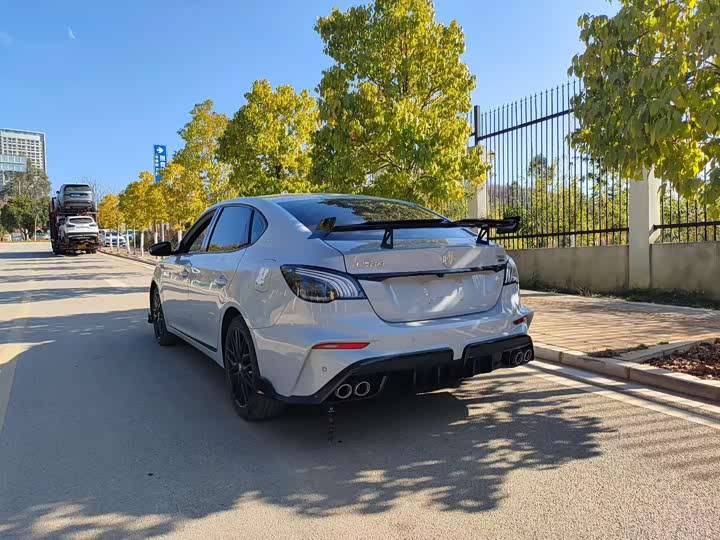 Фото 7 - MG Motor 6