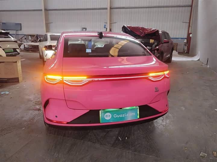 Фото 6 - BYD Qin L