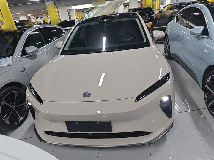 Фото 3 - Nio ET5