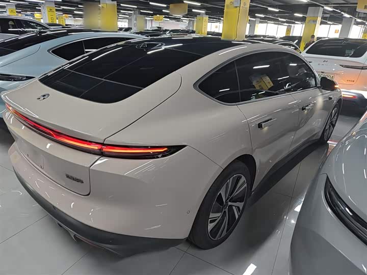 Фото 7 - Nio ET5