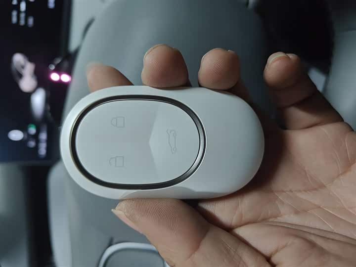 Фото 9 - Nio ET5