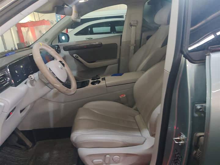 Фото 8 - Leapmotor C11