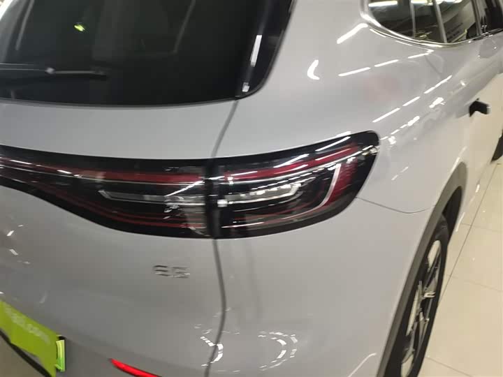 Фото 8 - Geely Galaxy E5