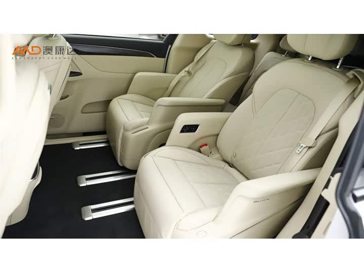 Фото 7 - Buick GL8 ES