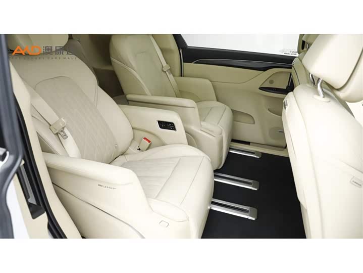 Фото 8 - Buick GL8 ES