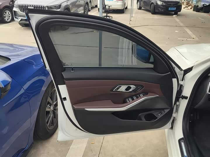 Фото 7 - BMW 3 Series