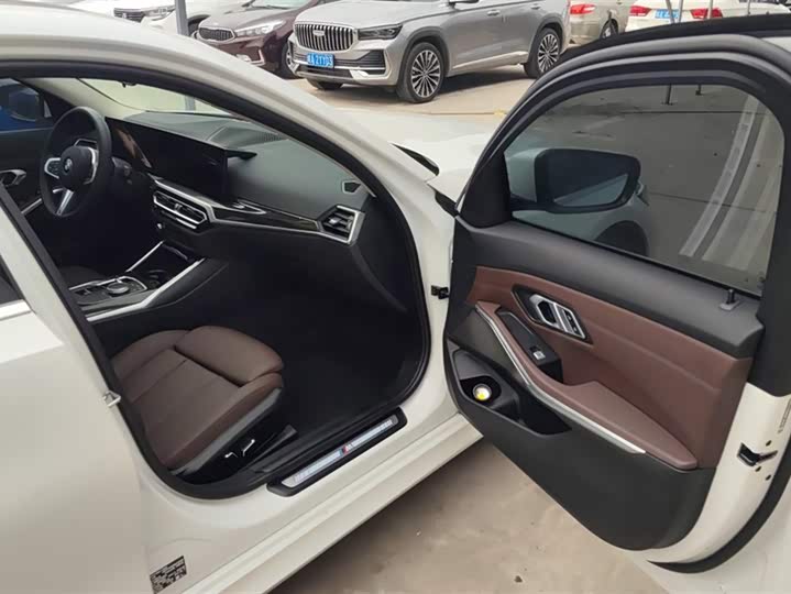 Фото 8 - BMW 3 Series