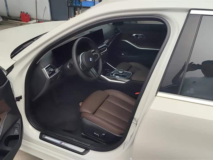 Фото 9 - BMW 3 Series