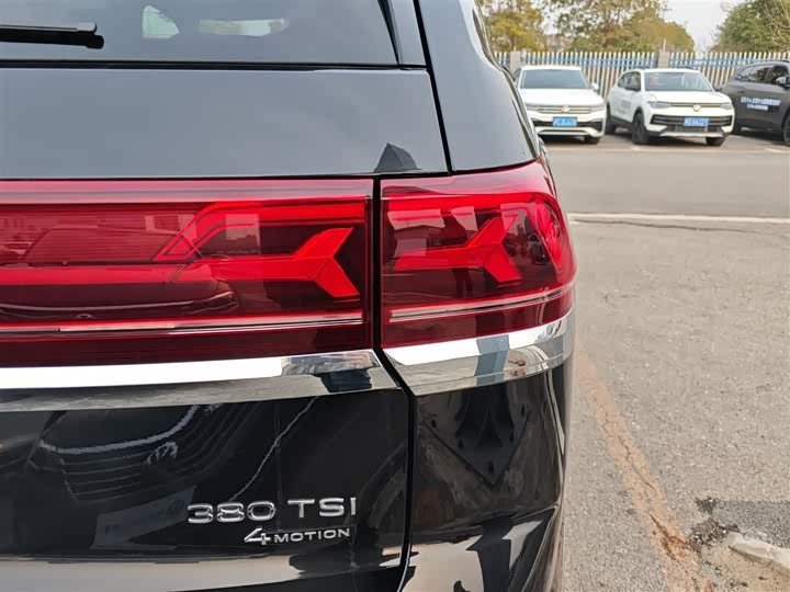 Фото 8 - Volkswagen Teramont Pro