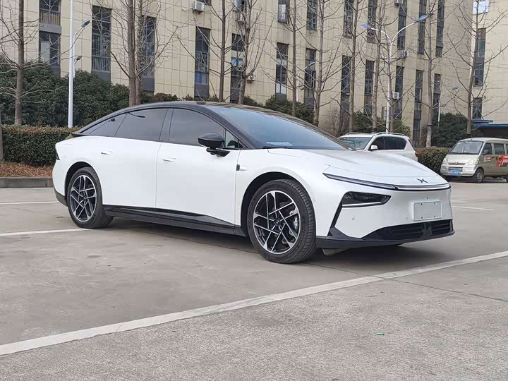 Фото 2 - XPeng F57