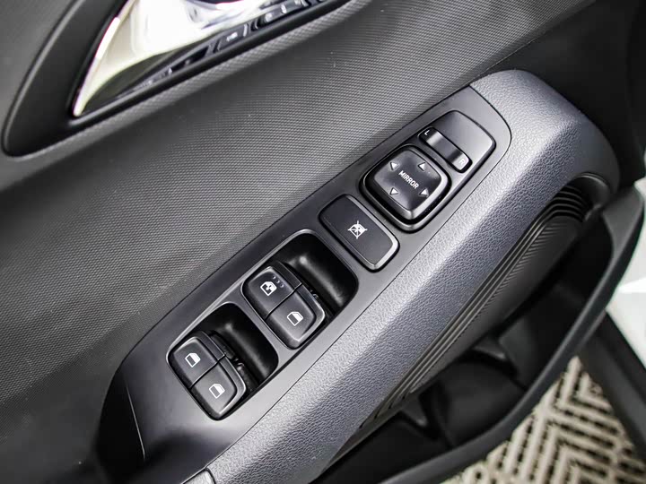 Фото 6 - Hyundai ix35 (Mufasa)