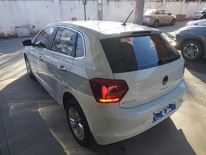 Фото 5 - Volkswagen Polo
