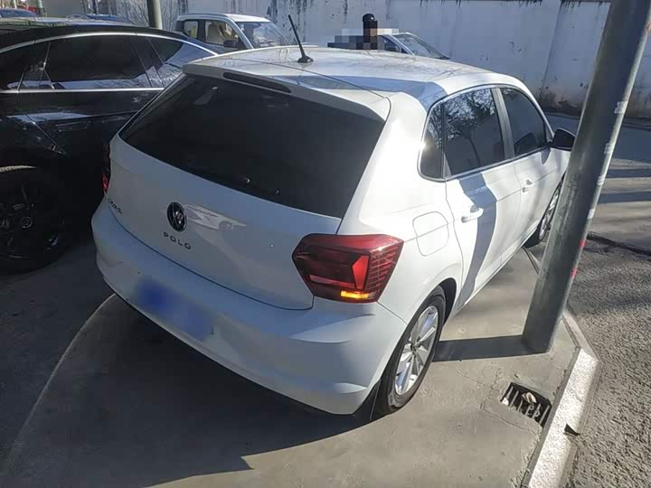 Фото 7 - Volkswagen Polo