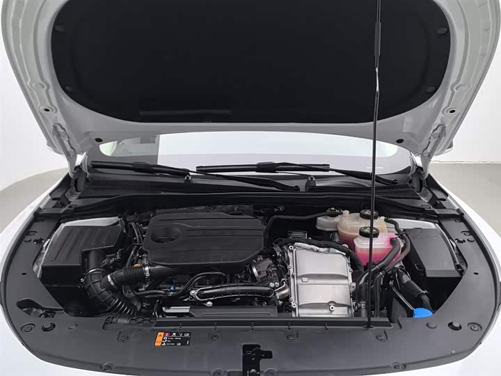 Фото 6 - Roewe D7