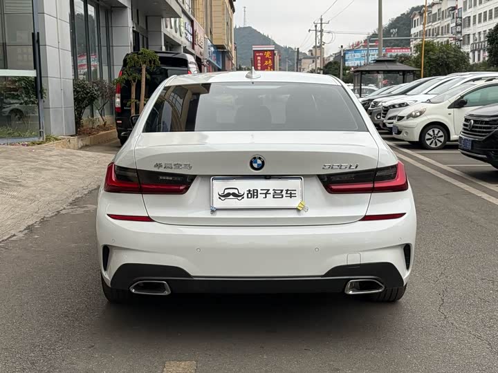 Фото 9 - BMW 3 Series