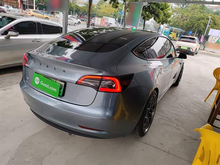 Фото 7 - Tesla Model 3